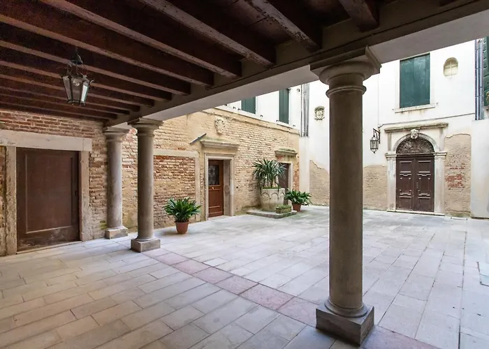 Perla Con Vista Canale Apartman *