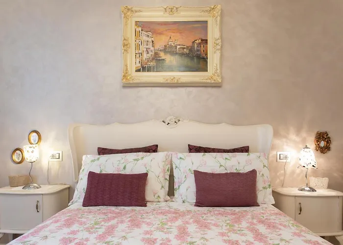 Perla Con Vista Canale