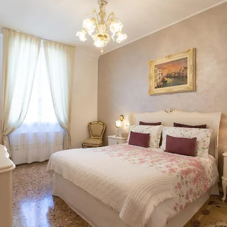 Perla Con Vista Canale ונציה